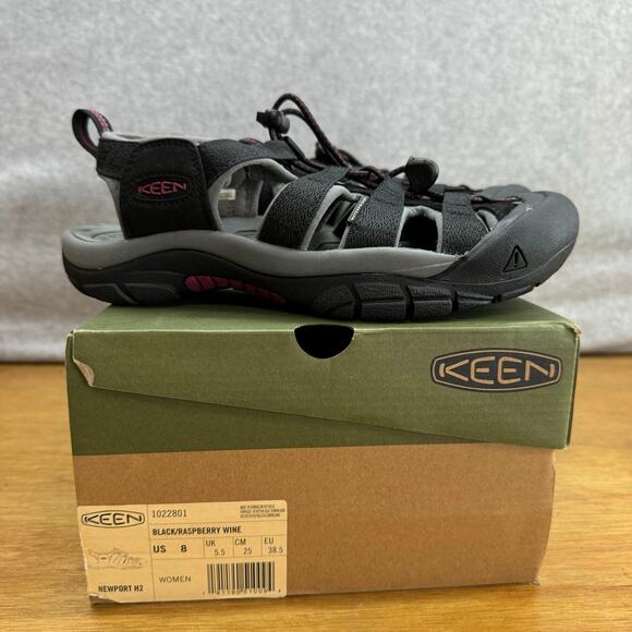KEEN Newport H2 Hiking Outdoor Sandal-Black-Raspberry Wine-Women 8 -NEW in Box - Picture 2 of 9